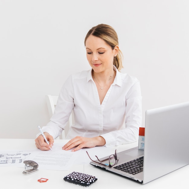 Virtual Assistant 1 ar management